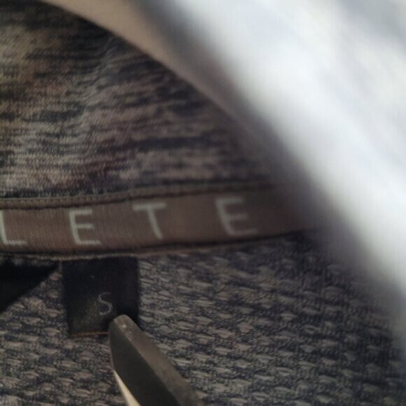 Alphalete Heathered Grey Half Zip Long Sleeve Top Size  Small - Picture 7 of 10